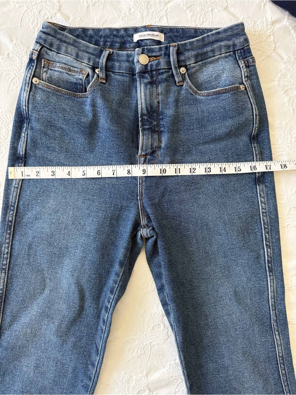 Good American Good Curve Straight Jeans - 6/28 - Picture 7 of 8